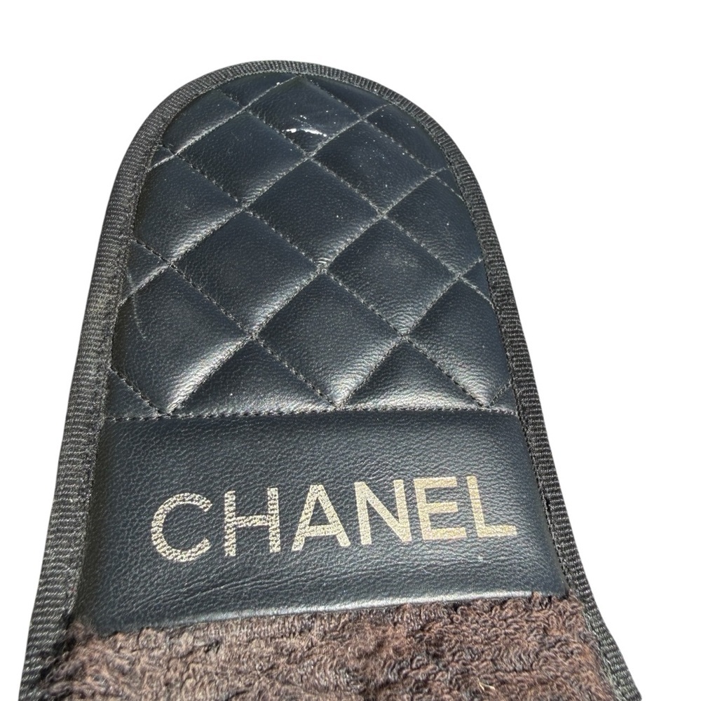 Chanel Quilted Leather CC Logo Shearling House Slippers Black Made in Italy L - Picture 11 of 11